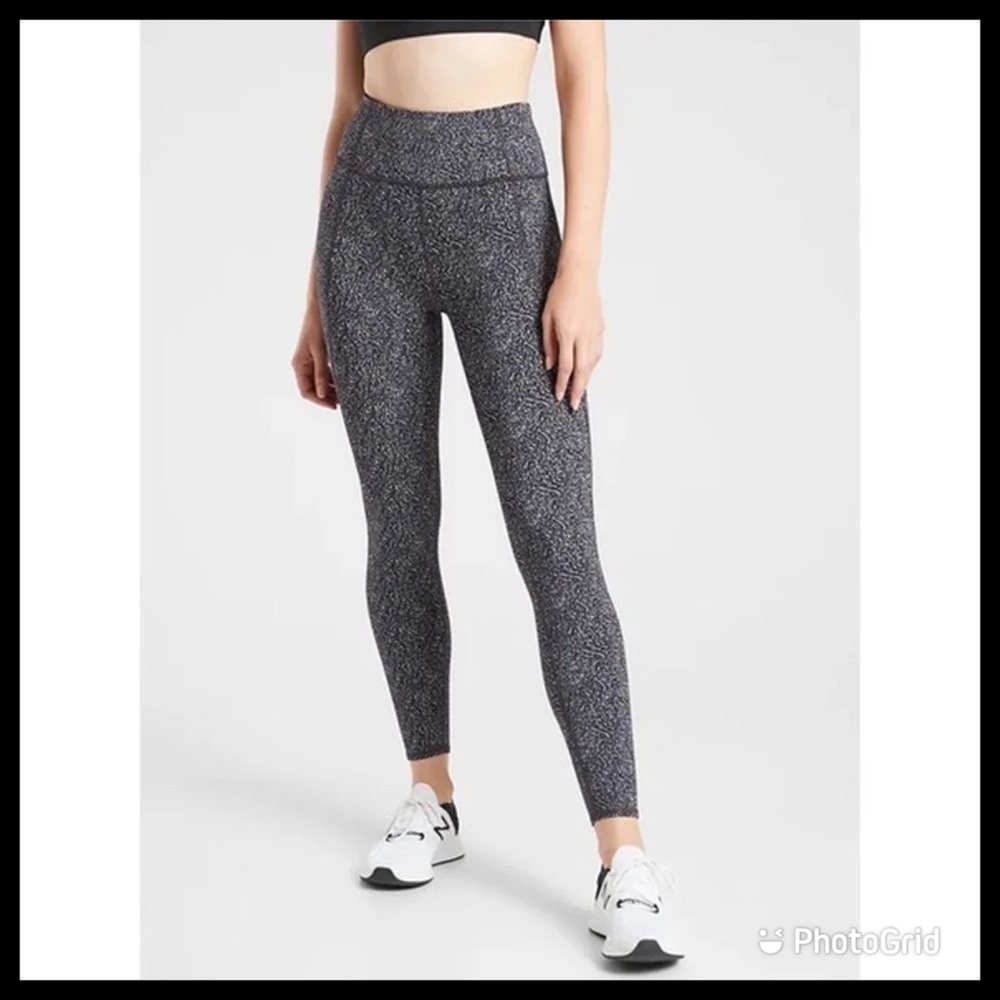 ATHLETA Lightening Static 7/8 Tight NWOT